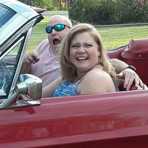 Meet your Posher, Suzanne